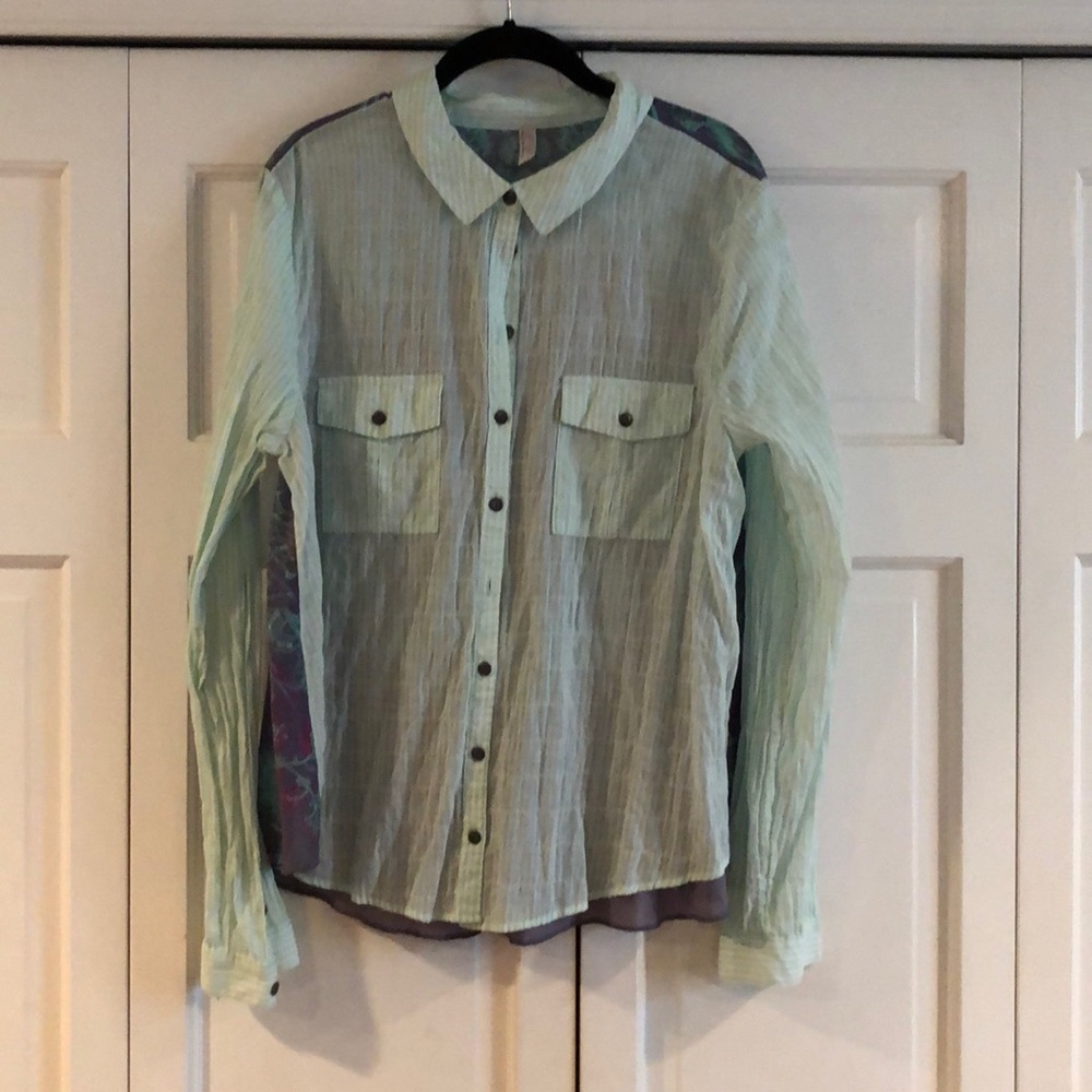 Beautiful Free People Button up blouse